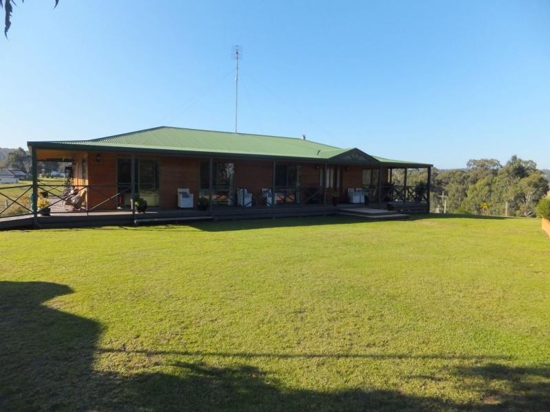 1035 Great Alpine Road, Sarsfield VIC 3875