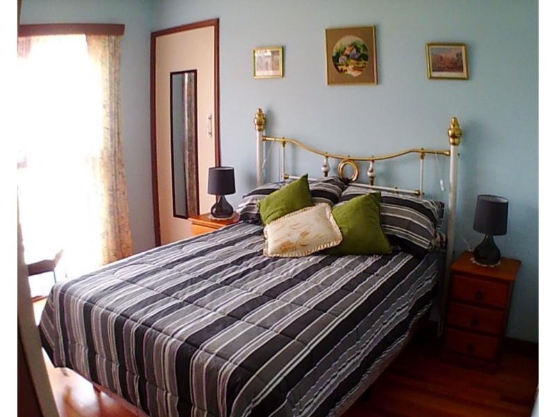 12 Hosie Street, Bairnsdale VIC 3875