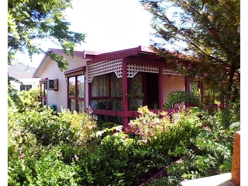 12 Hosie Street, Bairnsdale VIC 3875