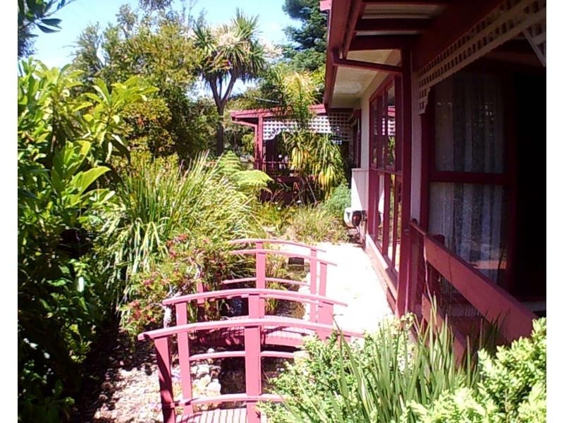 12 Hosie Street, Bairnsdale VIC 3875