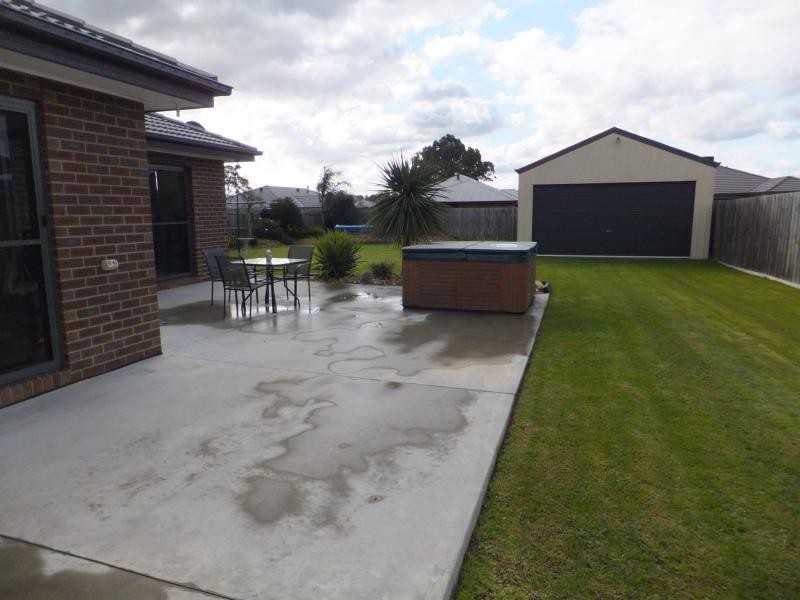 68 Flinns Road, Bairnsdale VIC 3875