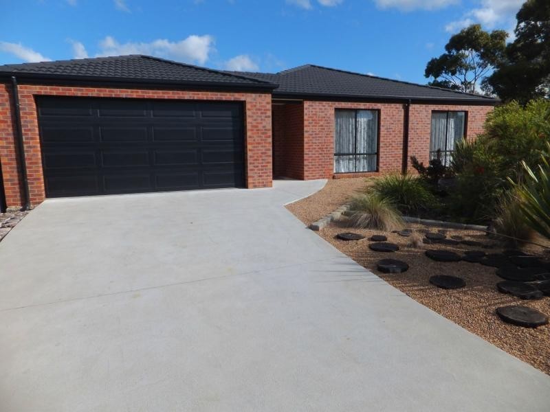 12 Wy Yung Heights, Wy Yung VIC 3875