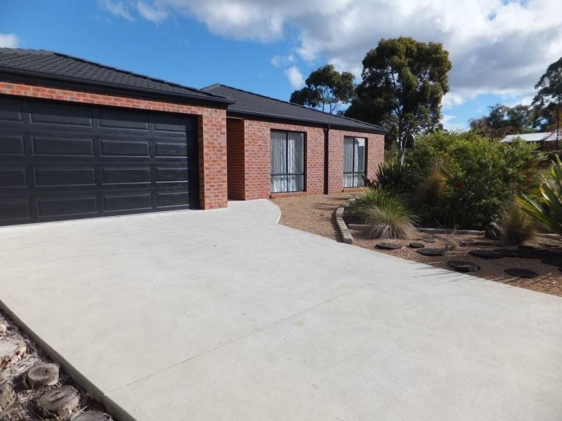 12 Wy Yung Heights, Wy Yung VIC 3875