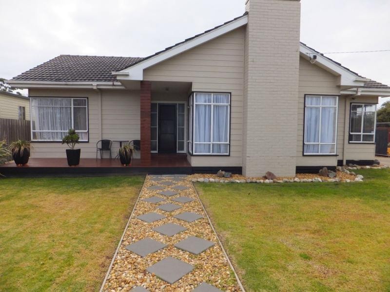 64 Drevermann Street, Bairnsdale VIC 3875