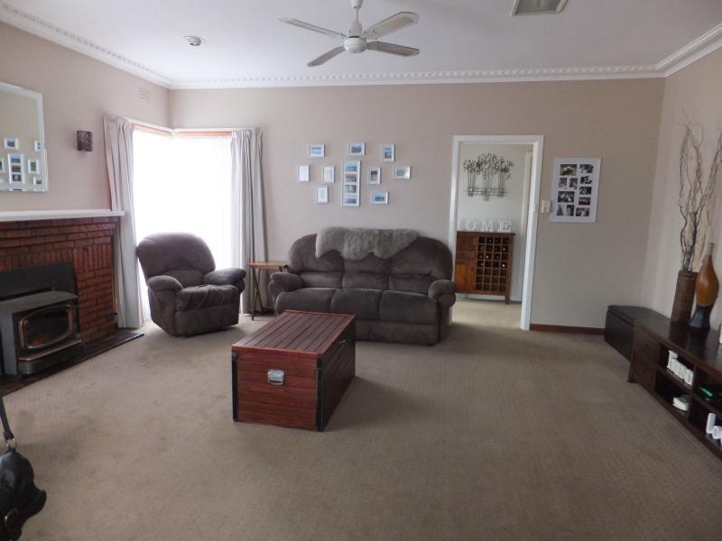 64 Drevermann Street, Bairnsdale VIC 3875