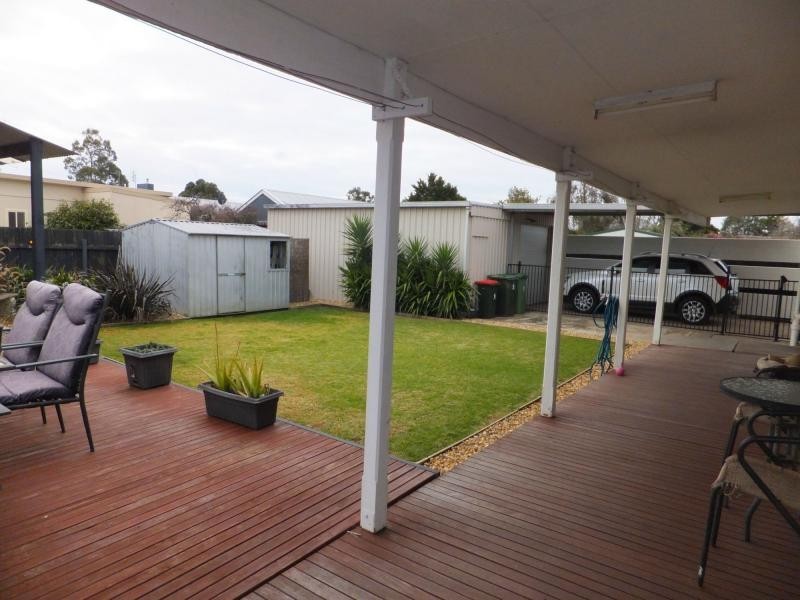 64 Drevermann Street, Bairnsdale VIC 3875