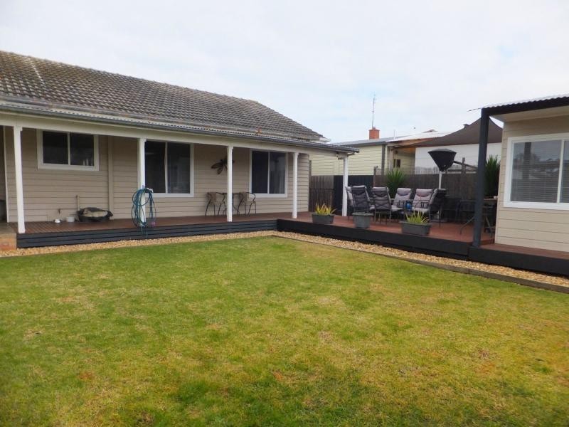 64 Drevermann Street, Bairnsdale VIC 3875