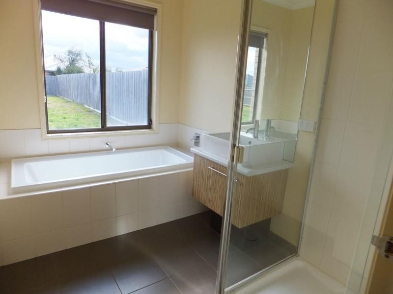 70 Flinns Road, Bairnsdale VIC 3875