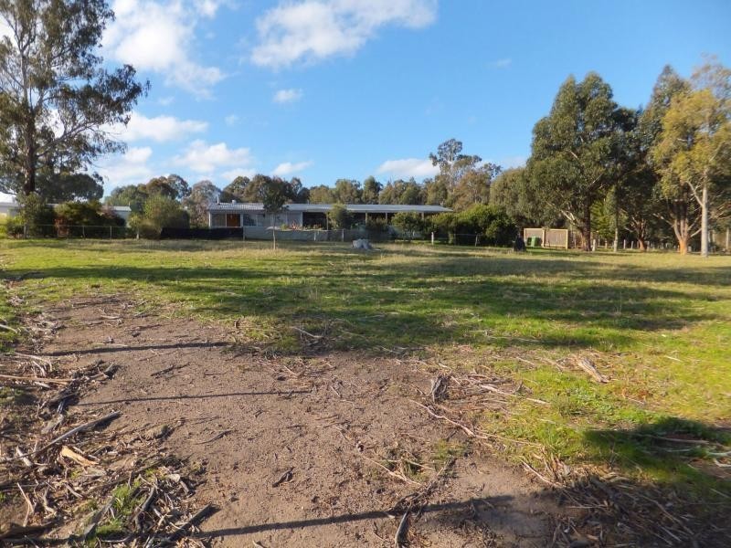 97 Waddells Road, Nicholson VIC 3882