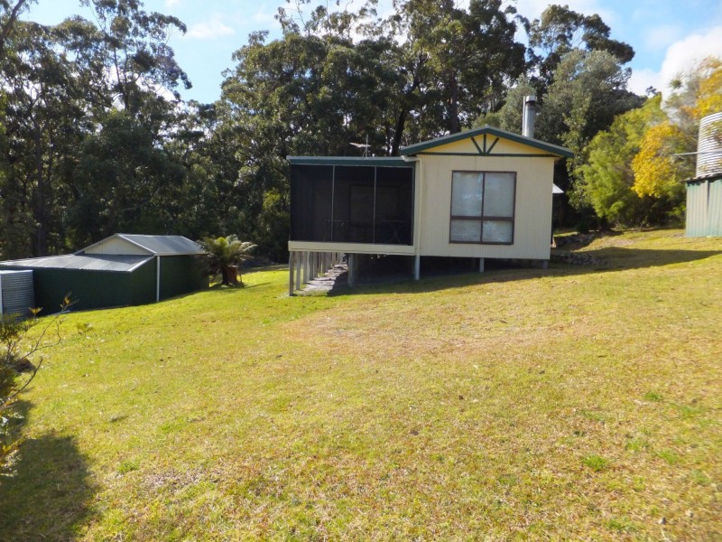 8 Morris Road, Tamboon VIC 3890