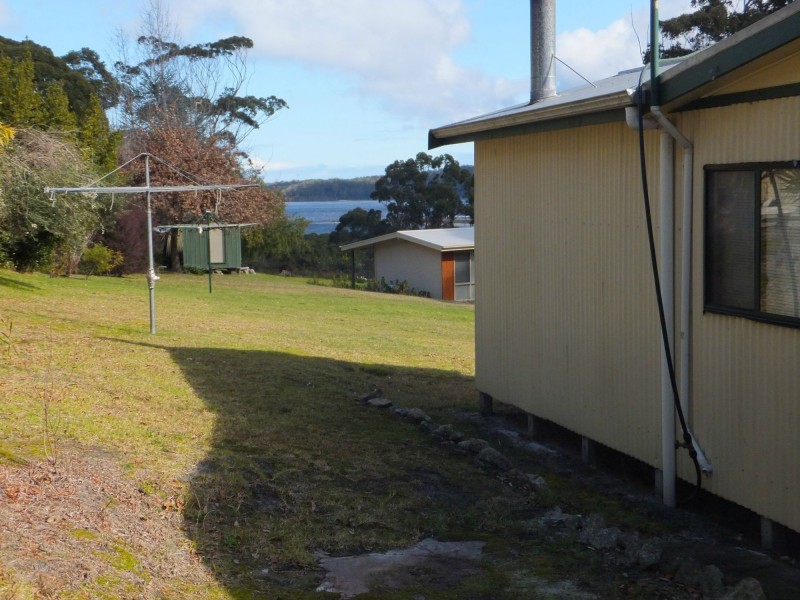 8 Morris Road, Tamboon VIC 3890