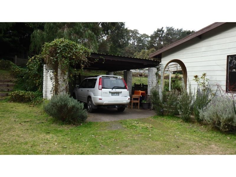 30 Loop Road, Nungurner VIC 3909