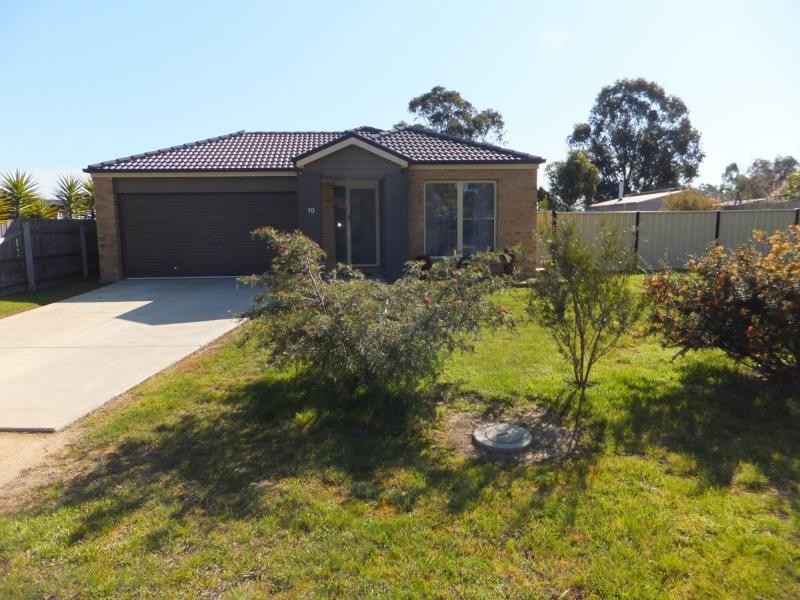 10 Howitt Avenue, Lindenow VIC 3865