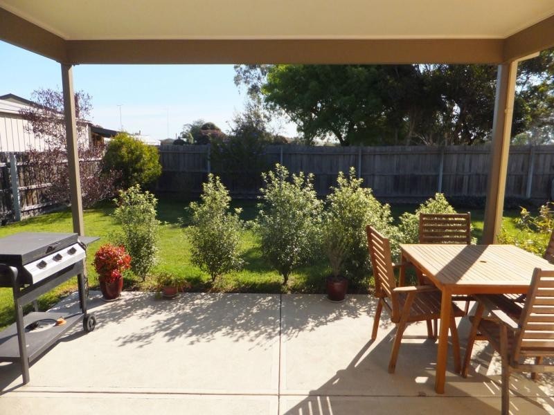 10 Howitt Avenue, Lindenow VIC 3865