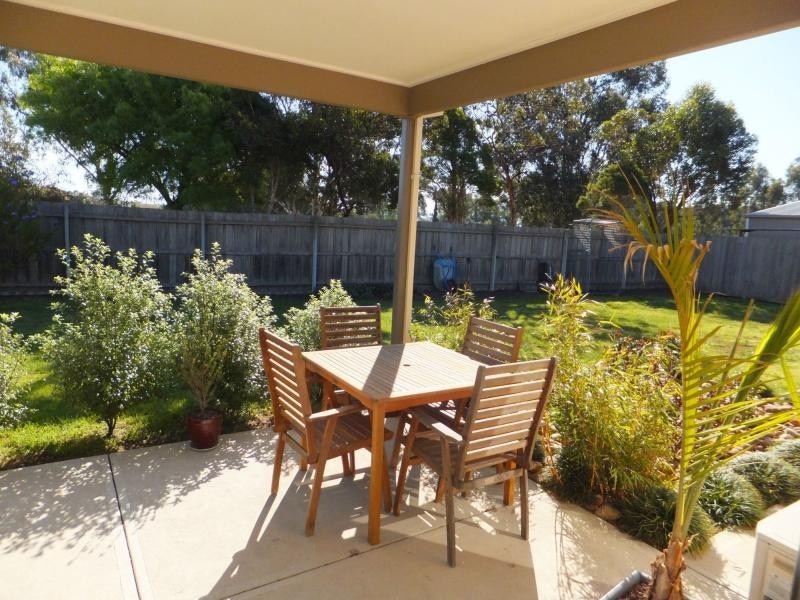 10 Howitt Avenue, Lindenow VIC 3865