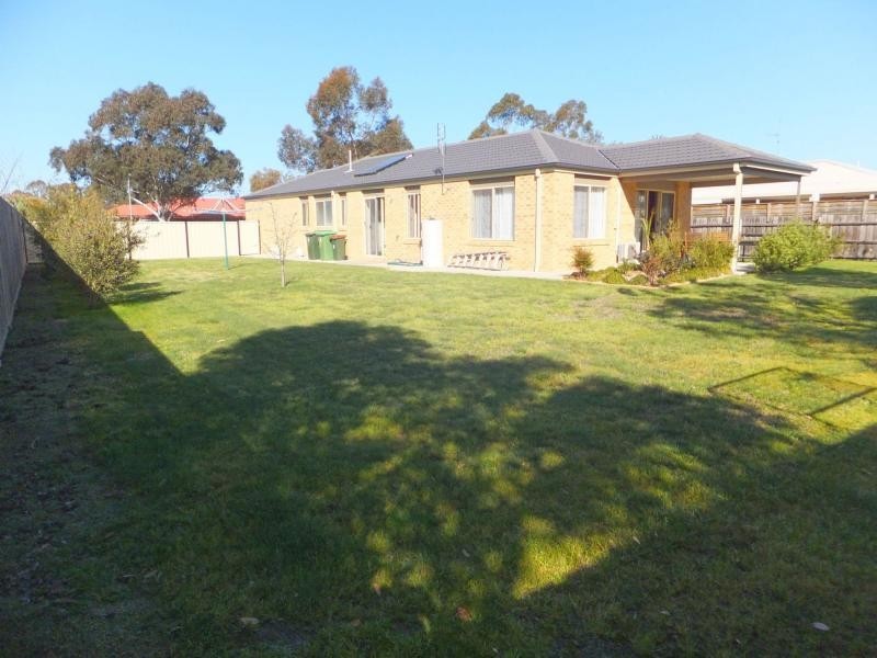 10 Howitt Avenue, Lindenow VIC 3865