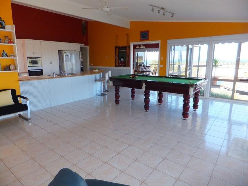 2 Bass Close, Lakes Entrance VIC 3909