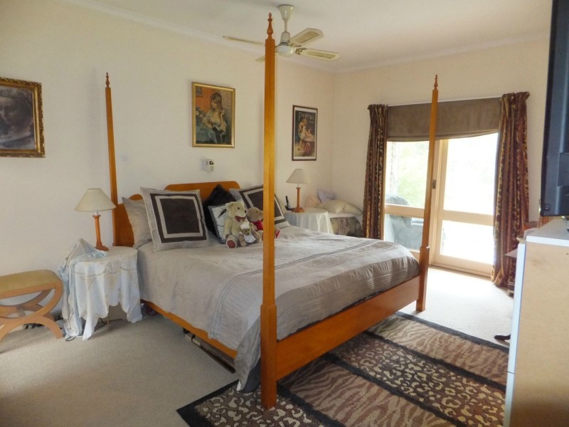 80 Stones Road, Swan Reach VIC 3903