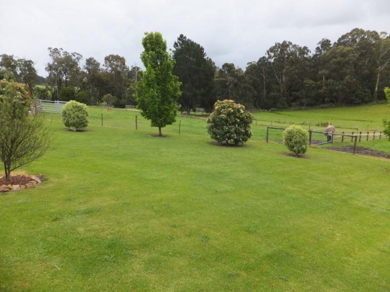 230 Clifton West Road, Bairnsdale VIC 3875