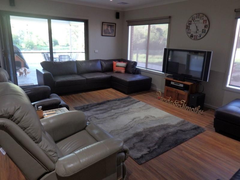45 Lorimer Drive, Bairnsdale VIC 3875
