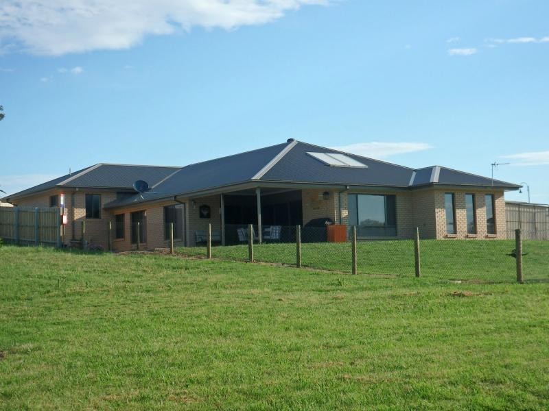 45 Lorimer Drive, Bairnsdale VIC 3875