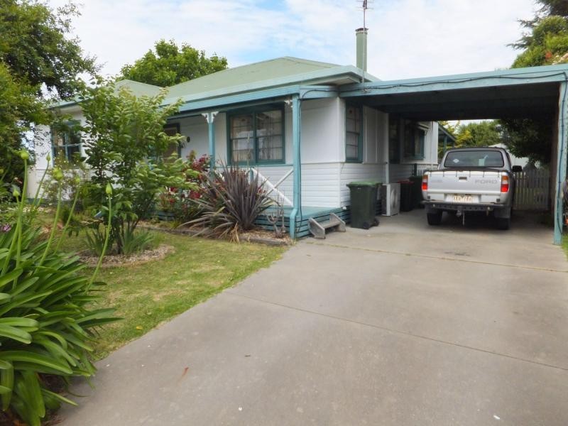 26 Maude Street, Bairnsdale VIC 3875