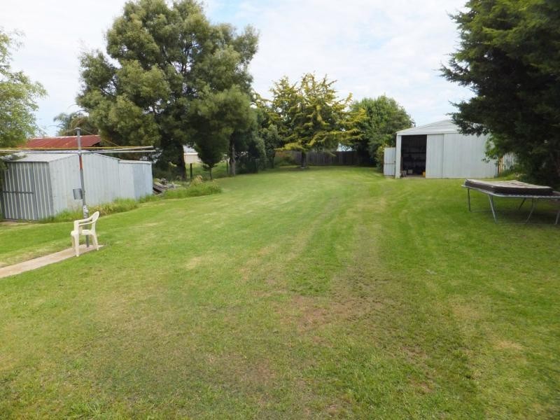 26 Maude Street, Bairnsdale VIC 3875