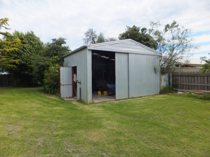 26 Maude Street, Bairnsdale VIC 3875