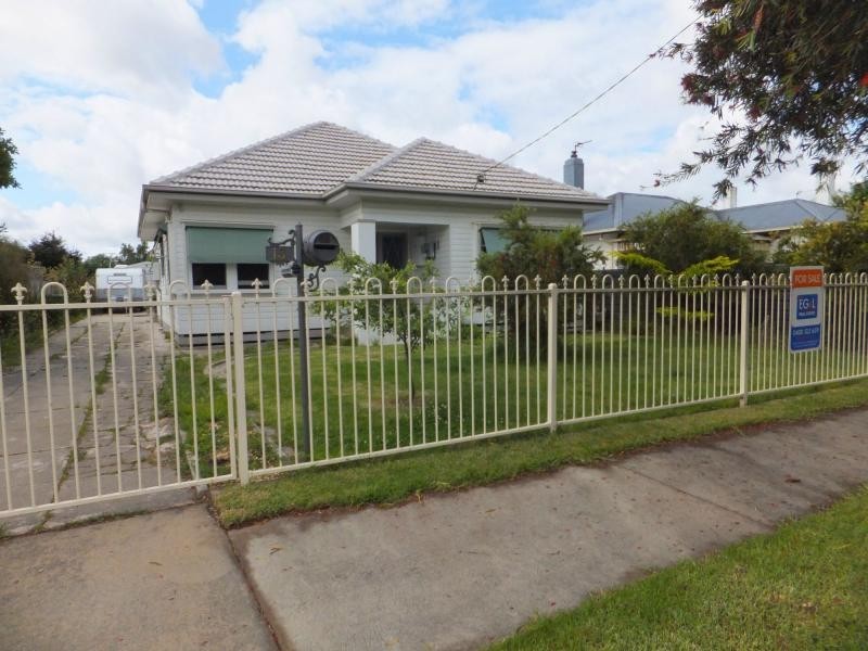 13 Pinnock Street, Bairnsdale VIC 3875