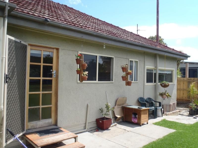 14 Moroney Street, Bairnsdale VIC 3875