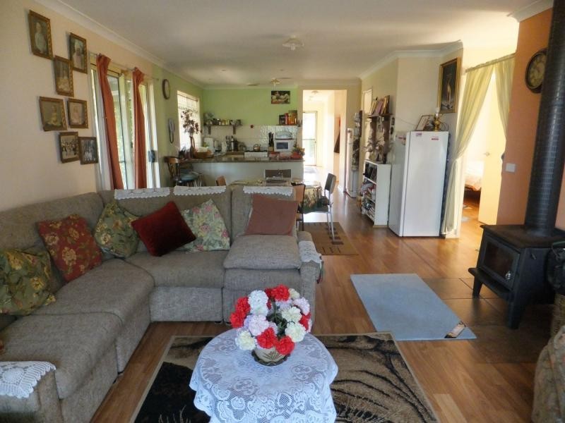 16 Delahunty Street, Bruthen VIC 3885