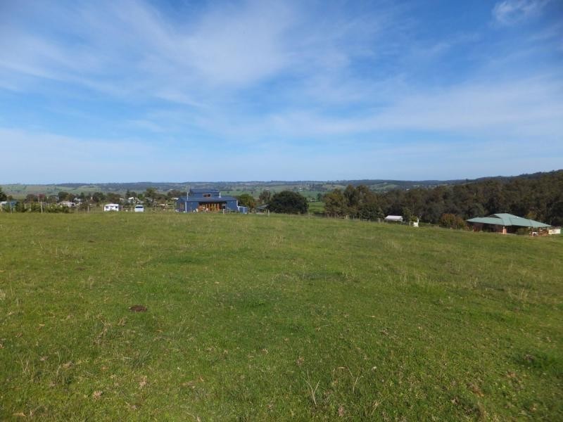 16 Delahunty Street, Bruthen VIC 3885