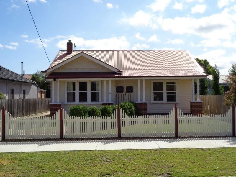 28 Grant Street, Bairnsdale VIC 3875