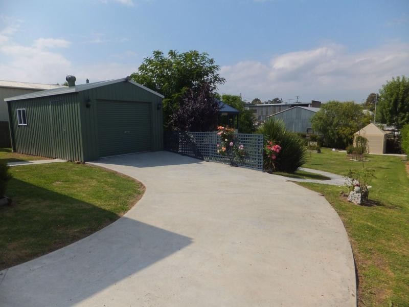 4 Tarra Street, Orbost VIC 3888