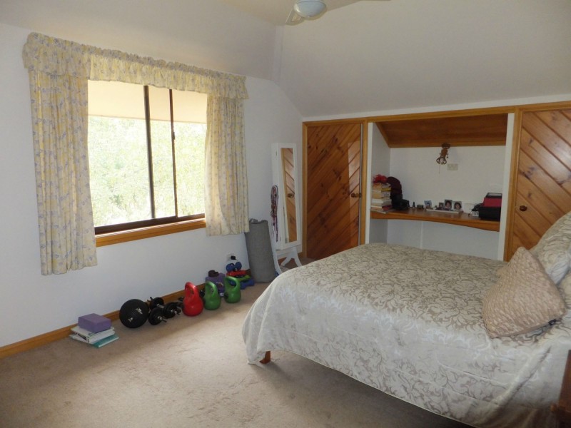 40 Glen Irvine Road, Nicholson VIC 3882