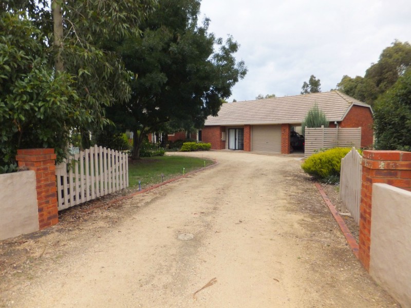 40 Glen Irvine Road, Nicholson VIC 3882