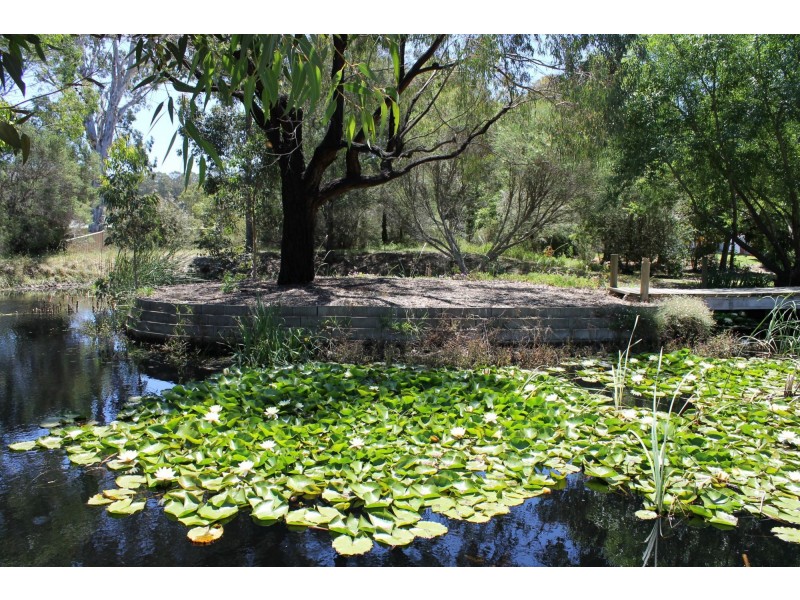 40 Glen Irvine Road, Nicholson VIC 3882