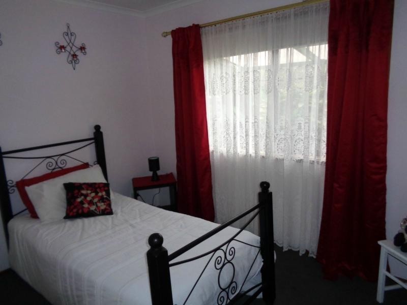 146 Thorpes Lane, Lakes Entrance VIC 3909