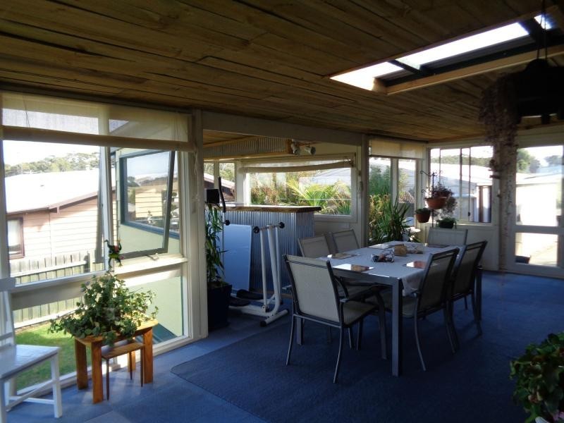 146 Thorpes Lane, Lakes Entrance VIC 3909