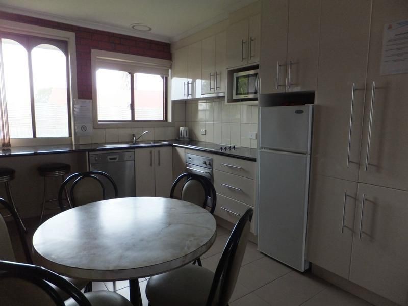 3/93 Lake Bunga Beach Road, Lakes Entrance VIC 3909