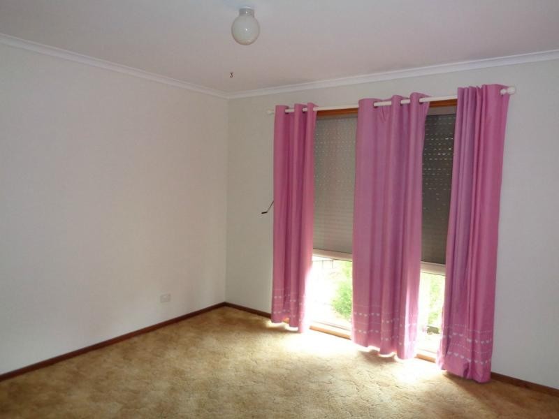 3 Charles Street, Bairnsdale VIC 3875