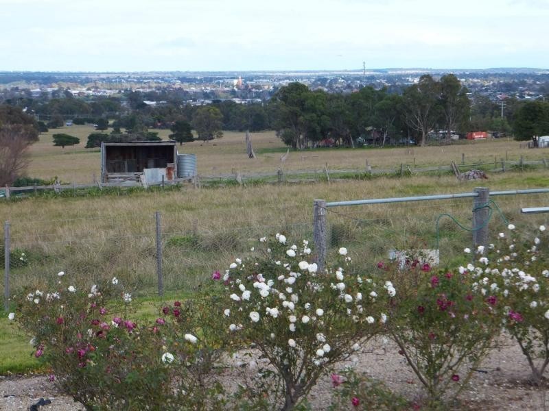 270 Great Alpine Road, Lucknow VIC 3875