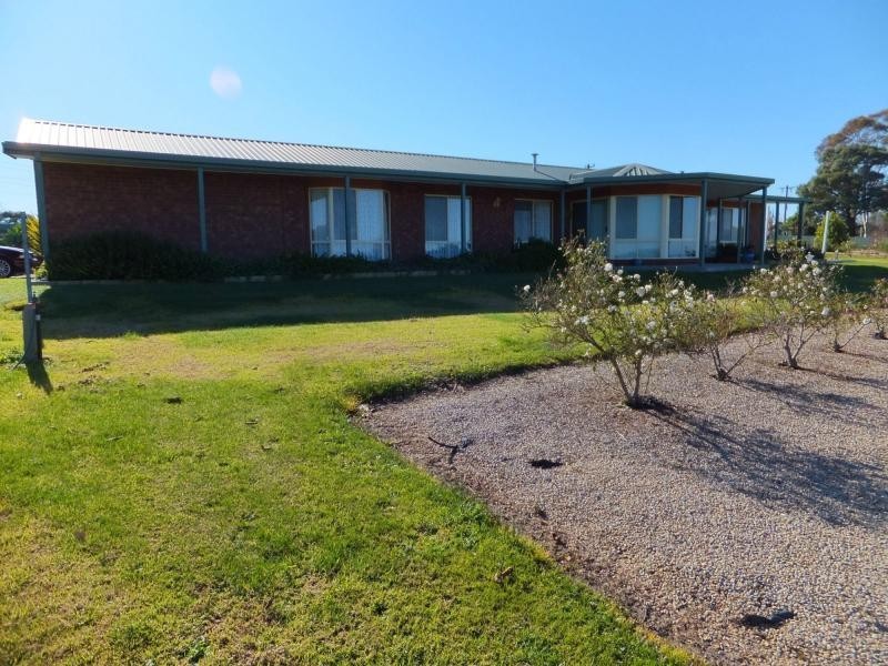 270 Great Alpine Road, Lucknow VIC 3875