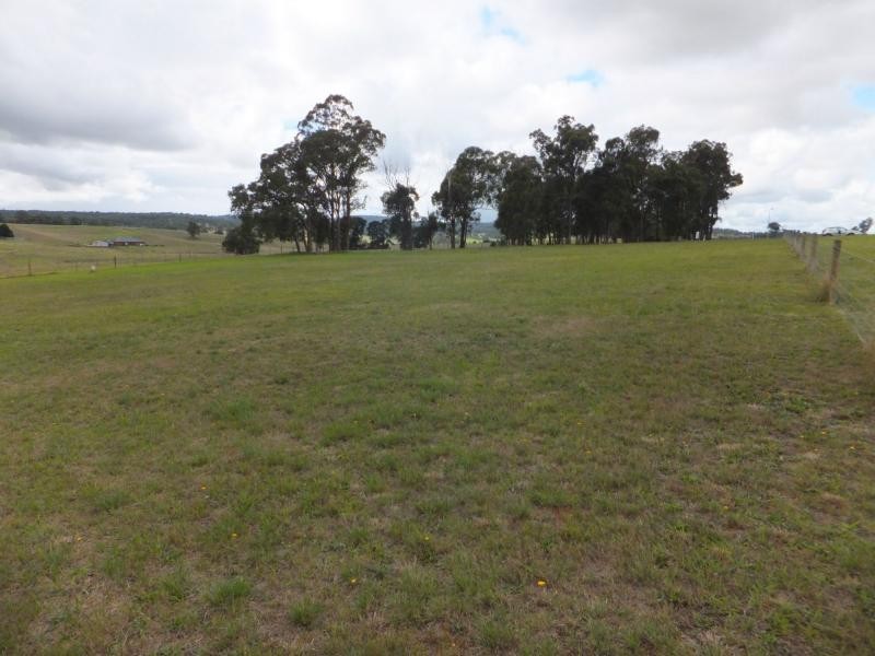 21 Ian Court, Wy Yung VIC 3875