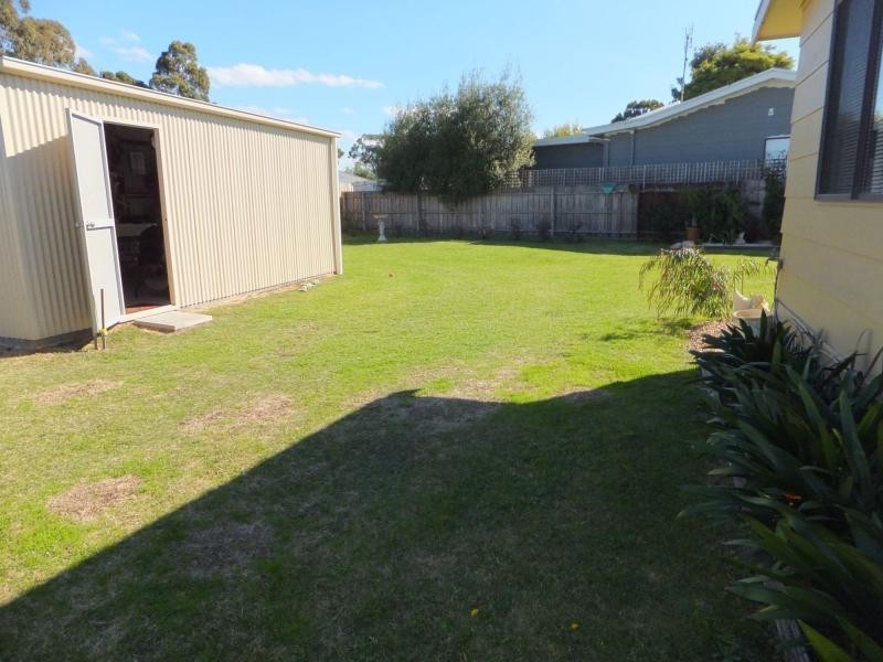 1 The Moorings, Paynesville VIC 3880