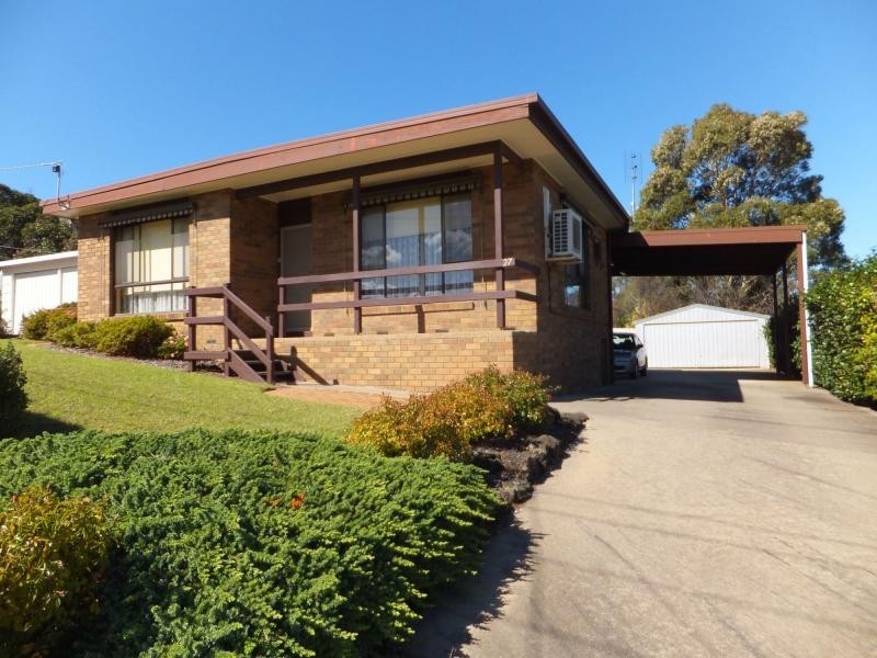 27 Mairburn Road, Metung VIC 3904