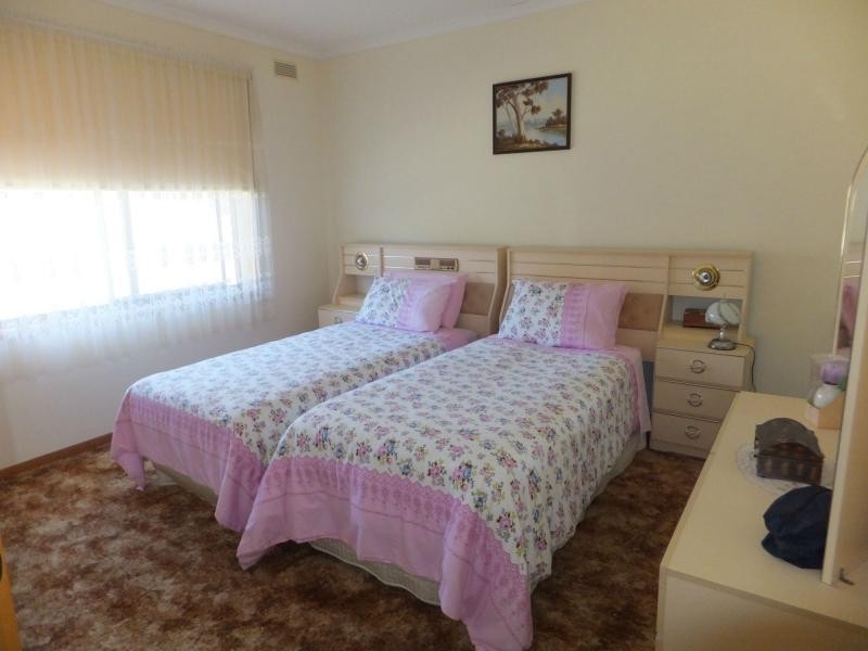 27 Mairburn Road, Metung VIC 3904