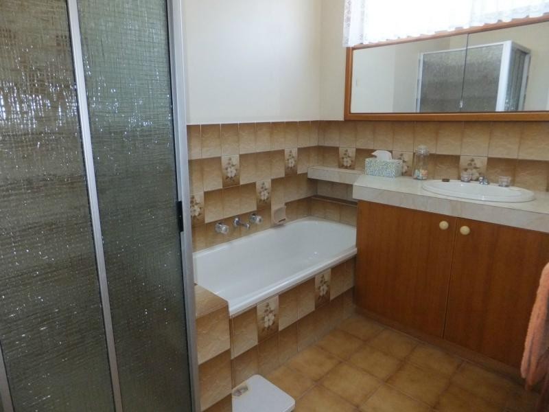 27 Mairburn Road, Metung VIC 3904