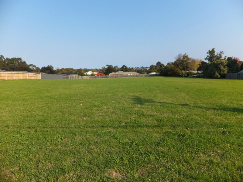 67 Princes Highway, Bairnsdale VIC 3875