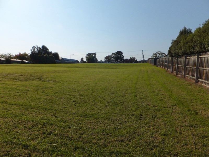 67 Princes Highway, Bairnsdale VIC 3875